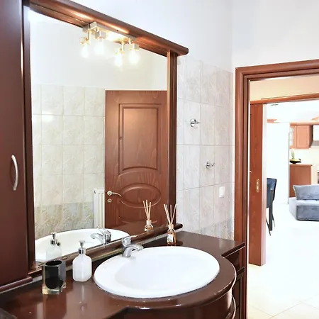 Chalkis Pearl *